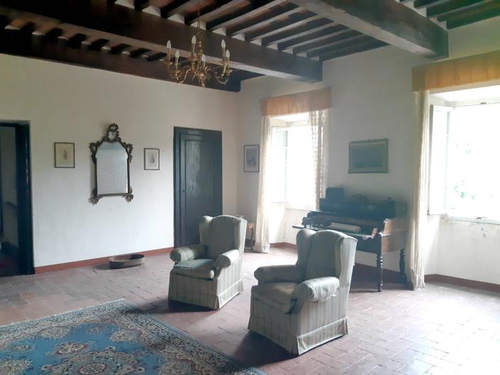 Image No.46-7 Bed Townhouse for sale