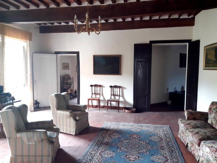 Image No.51-7 Bed Townhouse for sale