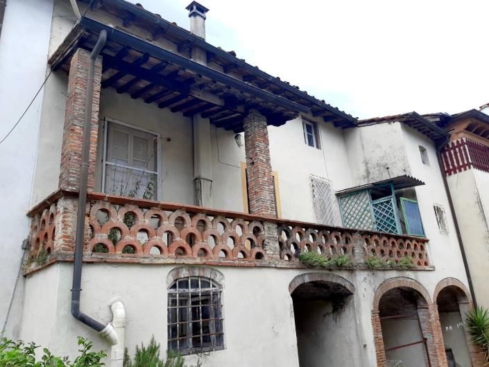 Image No.56-7 Bed Townhouse for sale