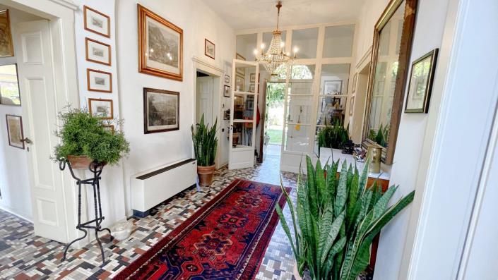 Image No.21-6 Bed Villa for sale