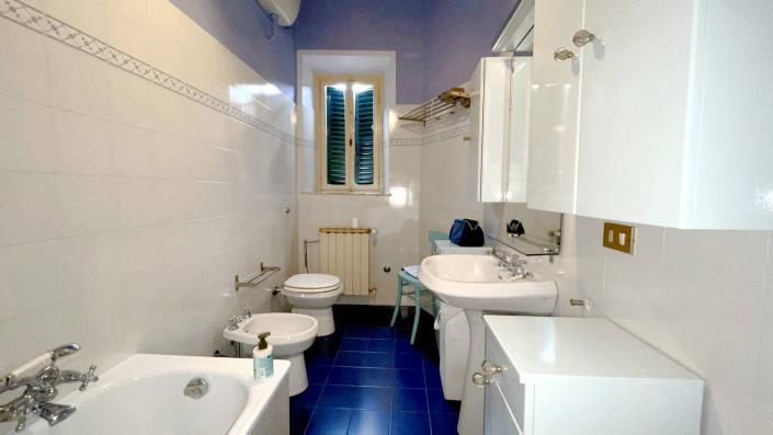 Image No.55-6 Bed Villa for sale