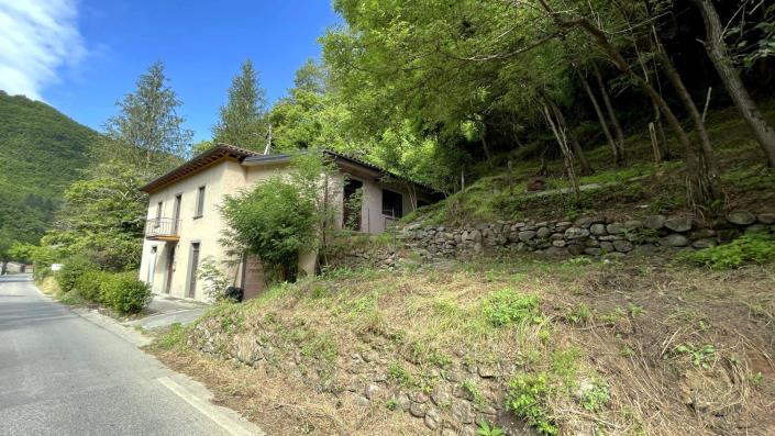 Image No.12-4 Bed Country Property for sale