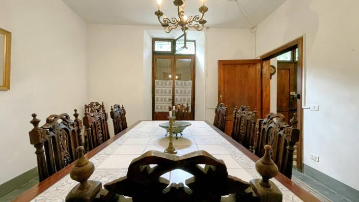 Image No.17-4 Bed Country Property for sale