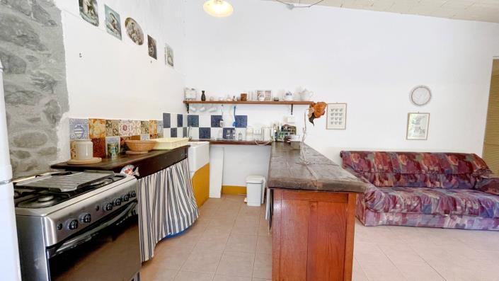 Image No.50-4 Bed Country Property for sale