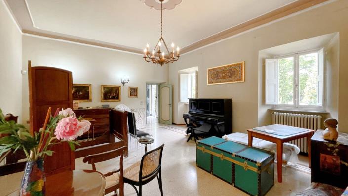 Image No.6-6 Bed Villa for sale