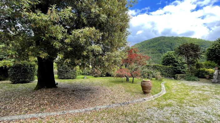 Image No.23-6 Bed Villa for sale