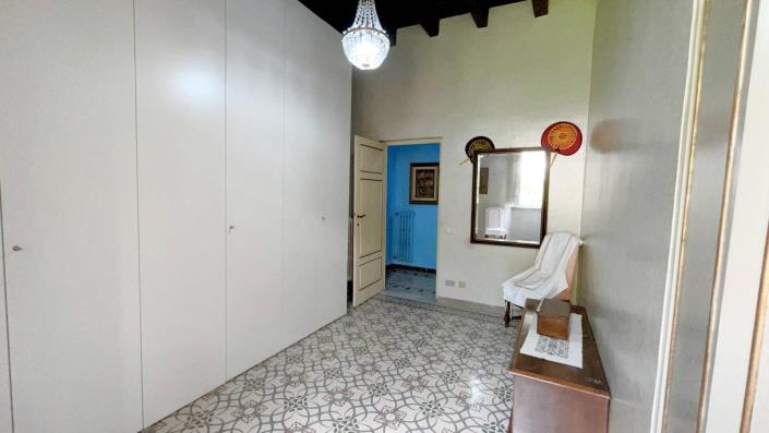 Image No.55-6 Bed Villa for sale