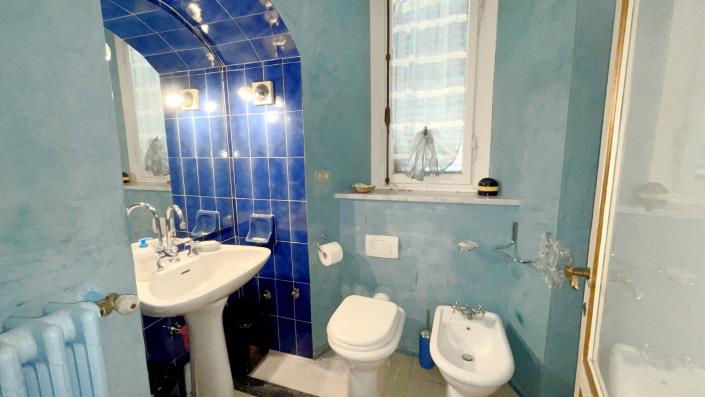 Image No.60-6 Bed Villa for sale