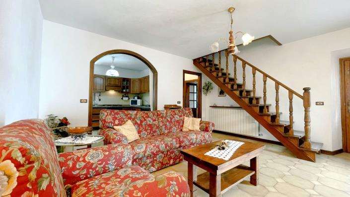 Image No.3-2 Bed Townhouse for sale