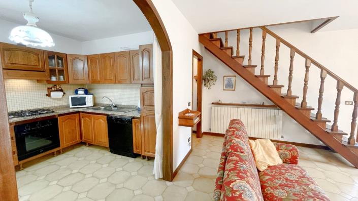 Image No.23-2 Bed Townhouse for sale