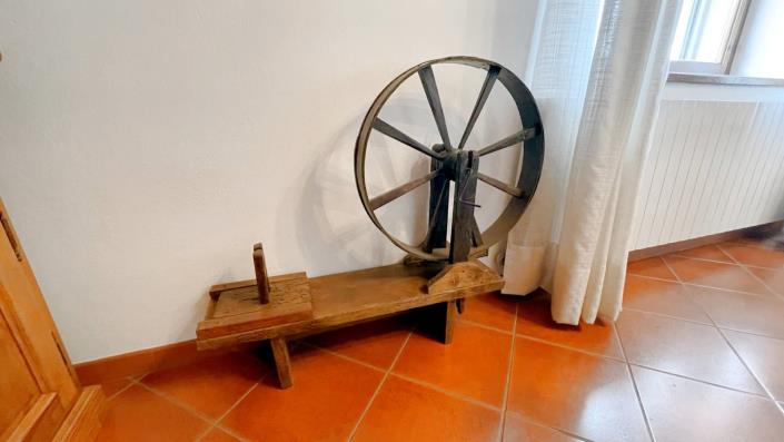 Image No.27-2 Bed Townhouse for sale