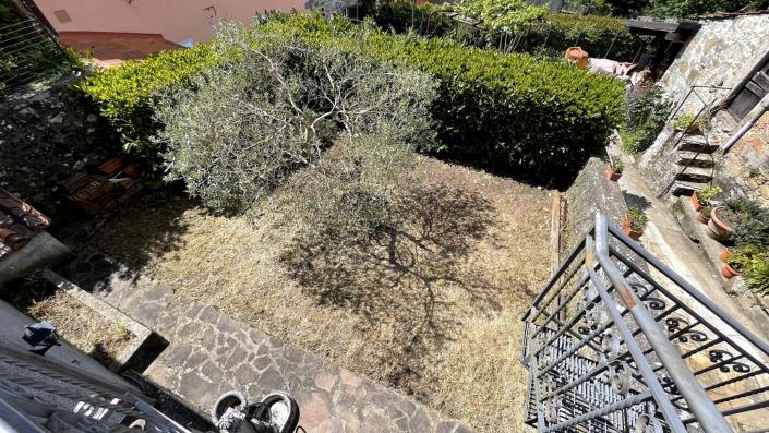 Image No.33-2 Bed Townhouse for sale