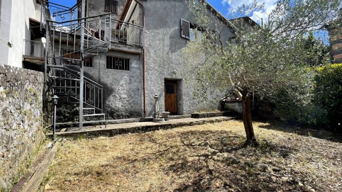 Image No.7-2 Bed Townhouse for sale