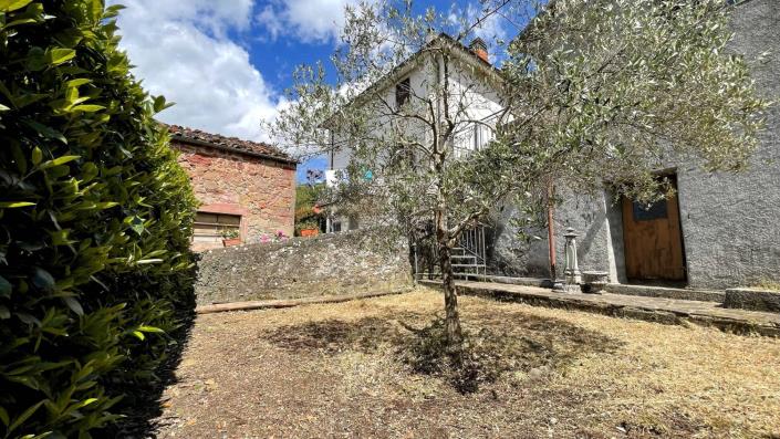 Image No.46-2 Bed Townhouse for sale