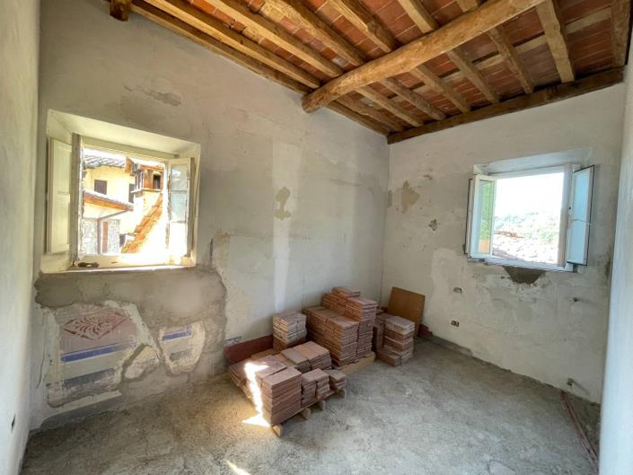 Image No.13-Maison de village de 3 chambres à vendre à Lucca