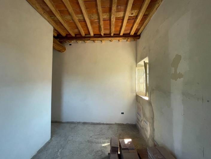 Image No.15-Maison de village de 3 chambres à vendre à Lucca