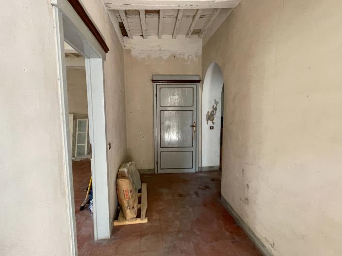 Image No.40-Maison de village de 3 chambres à vendre à Lucca