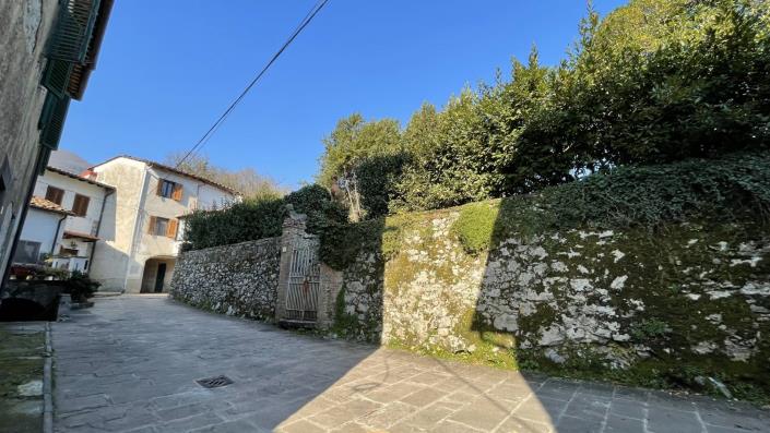Image No.59-Maison de village de 3 chambres à vendre à Lucca