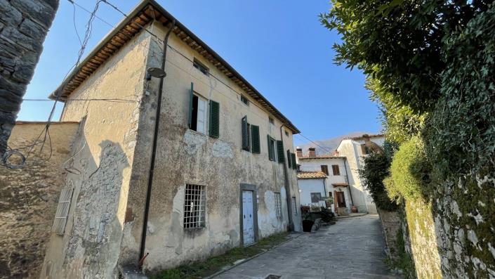 Image No.60-Maison de village de 3 chambres à vendre à Lucca