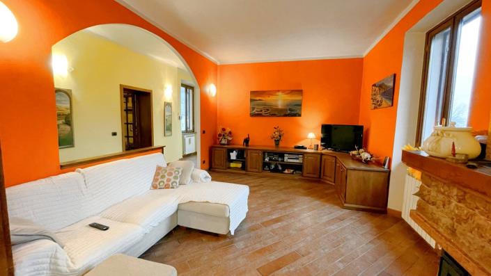 Image No.17-3 Bed Apartment for sale