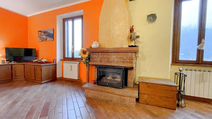 Image No.18-3 Bed Apartment for sale