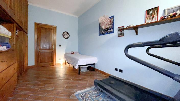 Image No.29-3 Bed Apartment for sale