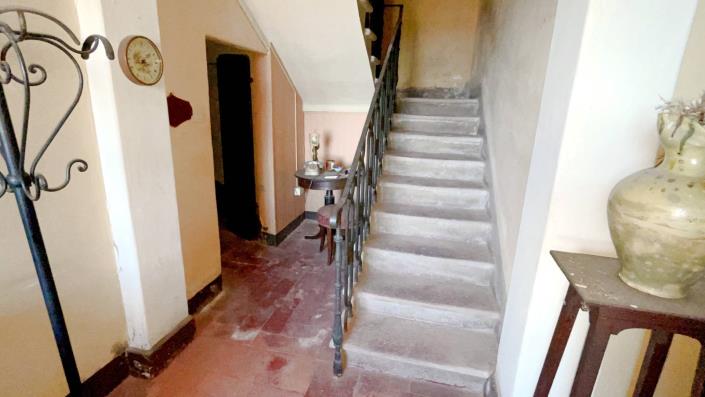 Image No.24-12 Bed Villa for sale