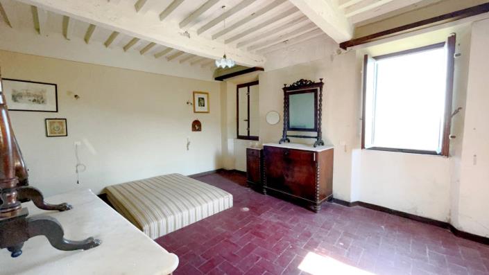 Image No.38-12 Bed Villa for sale