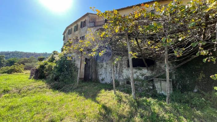 Image No.46-12 Bed Villa for sale