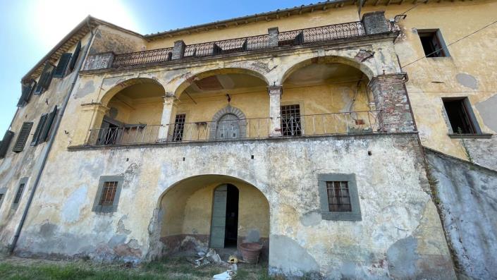 Image No.54-12 Bed Villa for sale