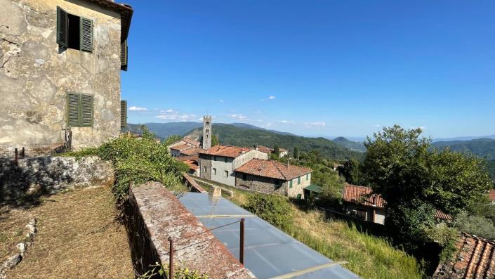 Image No.57-12 Bed Villa for sale