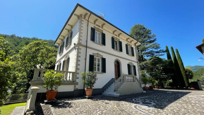 Image No.15-5 Bed Villa for sale