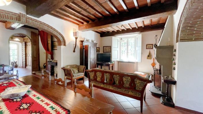 Image No.37-5 Bed Villa for sale