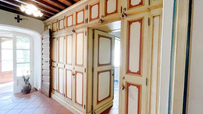 Image No.42-5 Bed Villa for sale