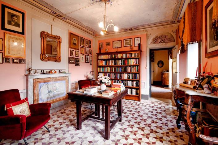 Image No.12-3 Bed Apartment for sale