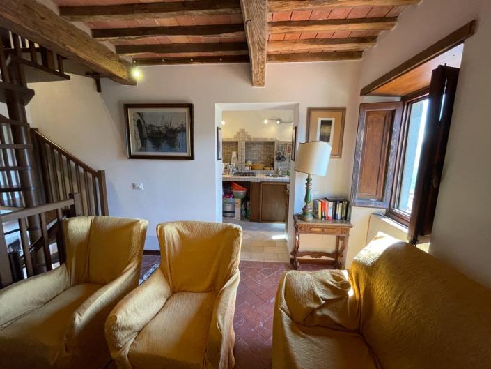 Image No.19-3 Bed Townhouse for sale