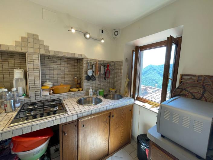 Image No.25-3 Bed Townhouse for sale