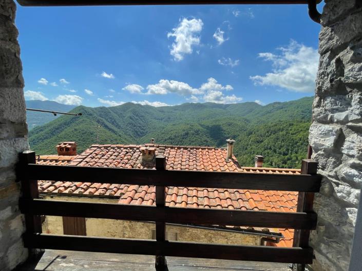 Image No.33-3 Bed Townhouse for sale