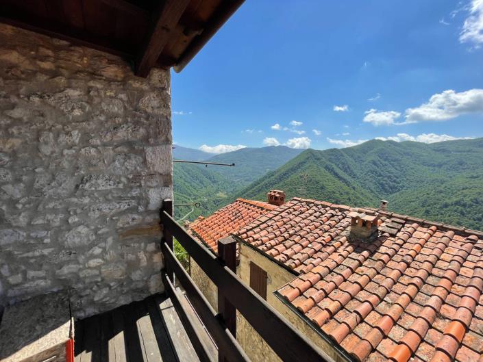 Image No.37-3 Bed Townhouse for sale