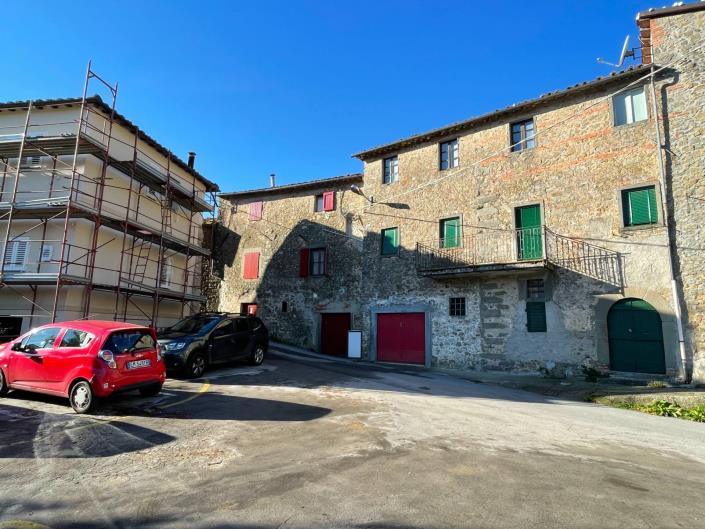 Image No.3-2 Bed Townhouse for sale