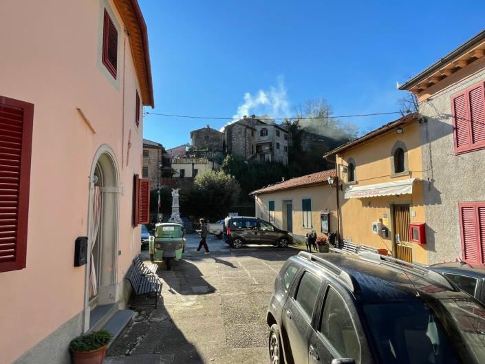 Image No.8-2 Bed Townhouse for sale