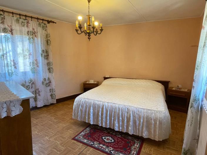 Image No.27-2 Bed Townhouse for sale