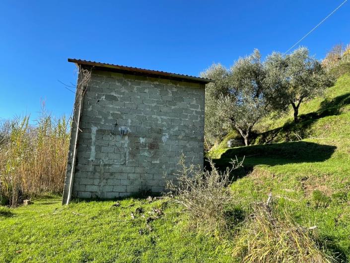 Image No.43-2 Bed Townhouse for sale