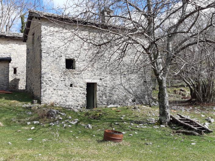 Image No.15-4 Bed Village House for sale