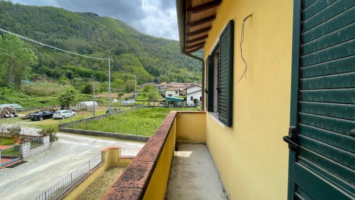 Image No.19-3 Bed Semi-Detached for sale