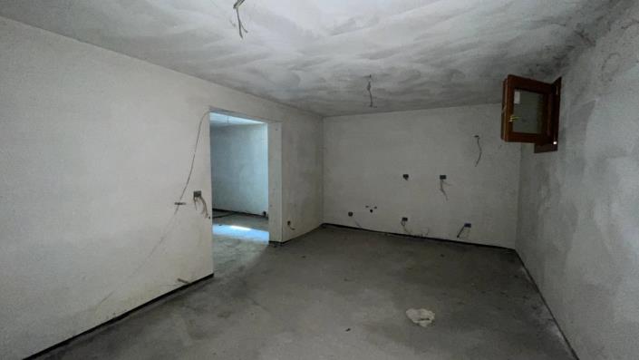 Image No.54-3 Bed Semi-Detached for sale