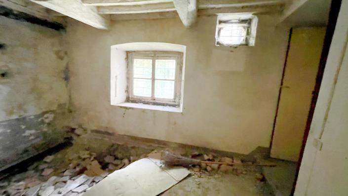 Image No.21-2 Bed Apartment for sale