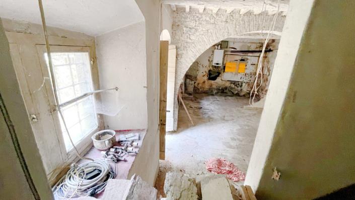 Image No.22-2 Bed Apartment for sale