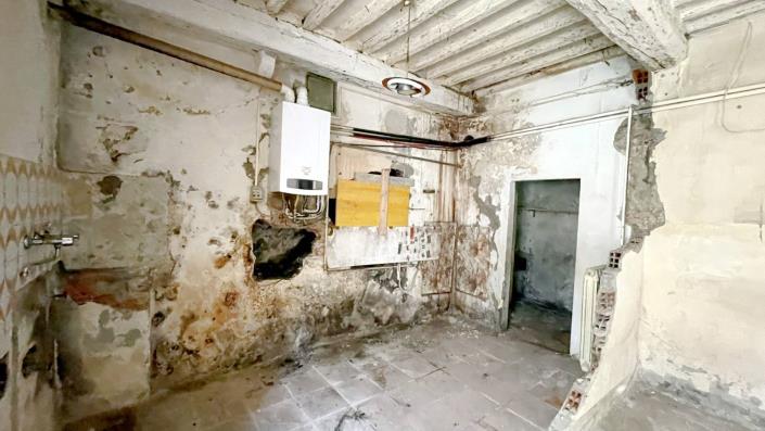 Image No.26-2 Bed Apartment for sale