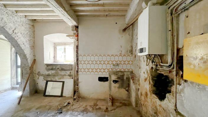 Image No.28-2 Bed Apartment for sale